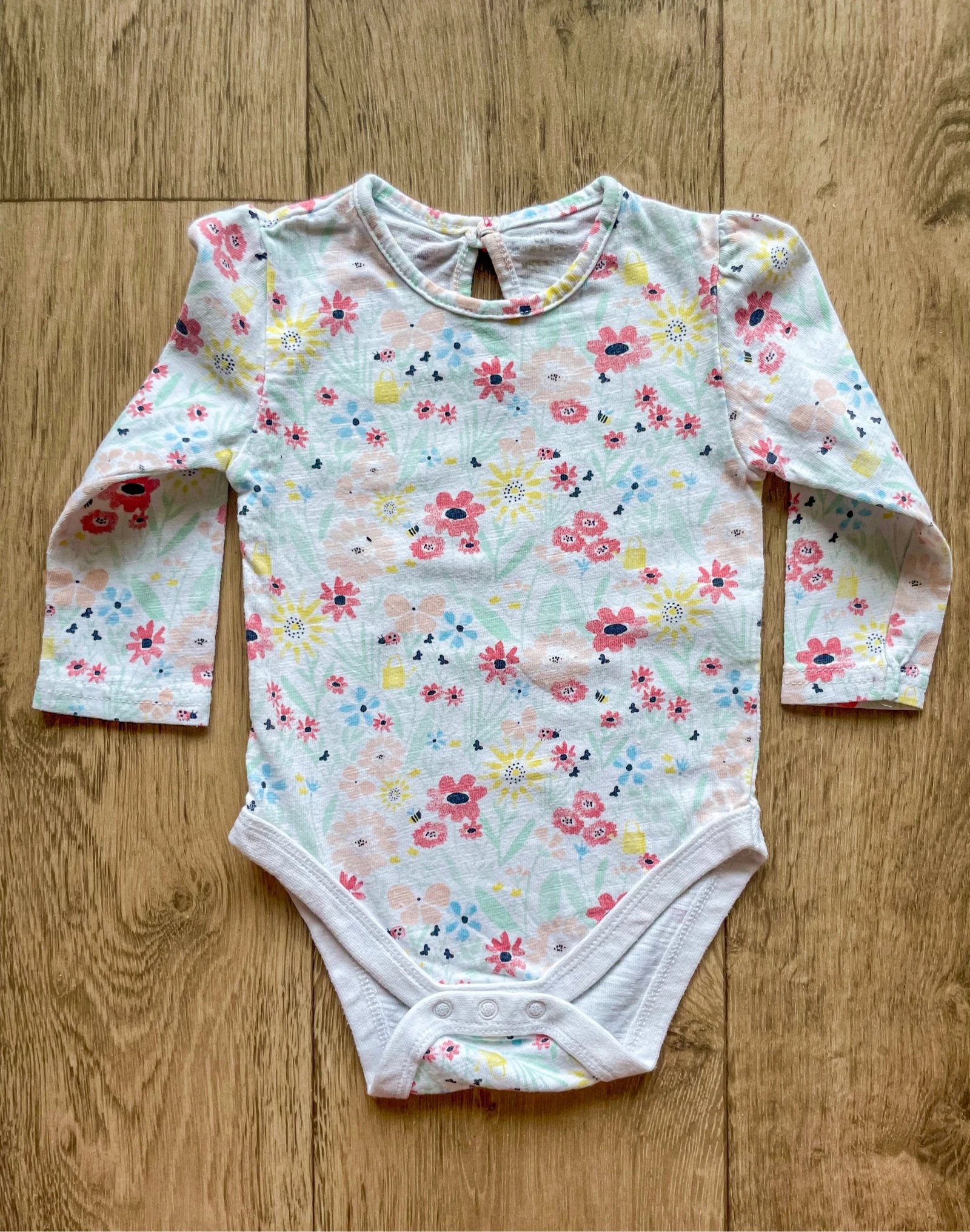 Lot of long-sleeve bodysuits for baby girls size 3 months – photo 12